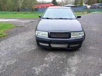 Škoda 2.0 benzín Laurin Klement r.v.2000 - 5