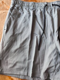 Nike Tech Fleece - 5