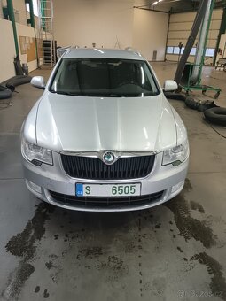 Superb 2 II combi TDI 103kw DSG alu 16 navi 2.majitel - 5