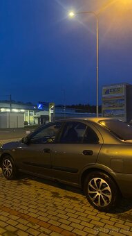 Nissan Almera 1.6i 74Kw - 5