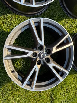 Alu kola S-line Audi Q5 80A601025R 8JX19 ET39 - 5