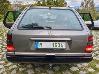 Mercedes W124, 300TD 4Matic, nádherný stav, 2x sada kol - 5