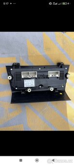 Prodám PANEL OVLÁDÁNÍ KLIMATIZACE ŠKODA SUPERB 2 3T0 907 0 - 5