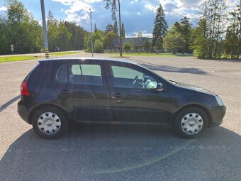 Volkswagen Golf V - 5