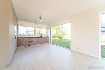 Prodej rodinného domu 124 m², pozemek 1153 m², Sibřina - 5