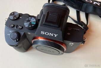 Sony Alpha A7 III - 5