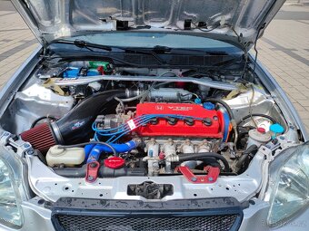 Honda Civic 6g coupe - 5