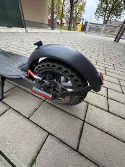 Elektrokoloběžka Xiaomi scooter pro - 5