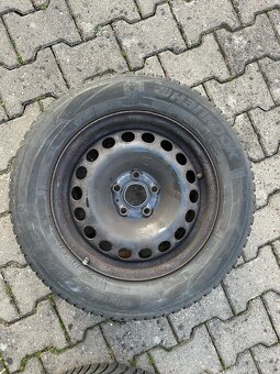 Prodám zimní sadu 195/65/15 - 5