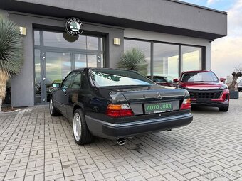 Mercedes-Benz W124 220CE 110kW TOP STAV 2.MAJITEL Manuál - 5