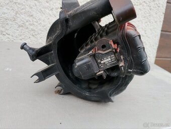Sání a škrtící klapka 1.4 16v fabia golf Ibiza atd.. - 5