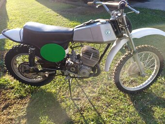 Motorky ČZ 250/980 - 5