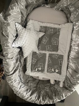 Koš pro miminko + kapsář + prostěradla do košíku - 5