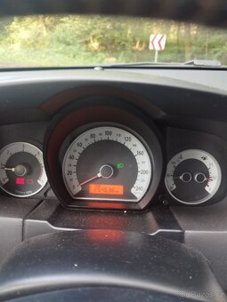 Kia ceed 2.0crdi - 5