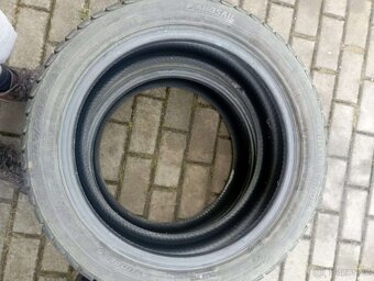 Prodám zimní pneu 205/50 R17 - 5