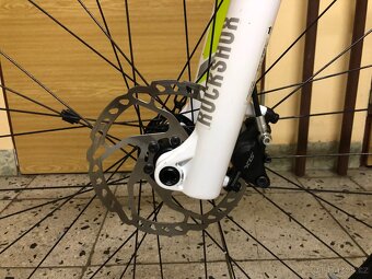 Giant anthem 27.5 vel. L velmi pěkný, výbava navíc - 5