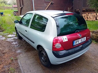 Renault Clio 1,2 l, 43 kW - 5