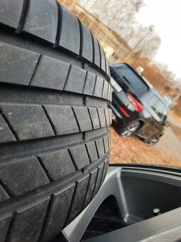 235/45R20 Bridgestone - 5