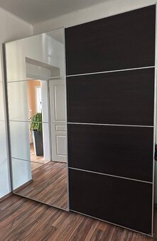 Ikea velka šatní skříň - jak nova - 5