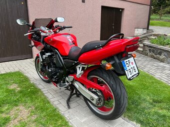 Yamaha Fazer 600 - 5