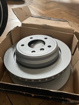 Brzdové kotouče + destičky Zimmerma na BMW - 5