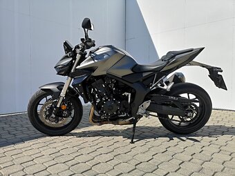 Honda CB1000 Hornet, 04/2025, nové ČR ,1.majitel, 2.927 km - 5