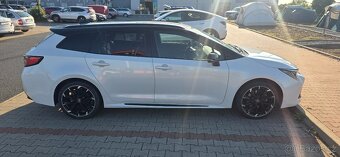 Toyota Corolla GR Sport Dynamic 2.0 2022 hybrid - 5