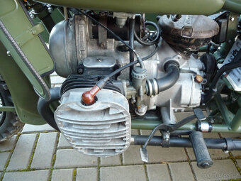 Dněpr Ural K 750 první vzácný typ,přechod z M 72 bílé spz+TK - 5