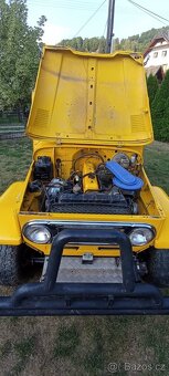 TOYOTA LAND CRUISER FJ40 - 5