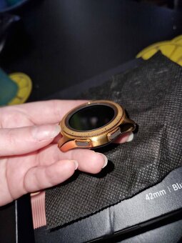 Samsung galaxy watch 42mm rose gold - 5
