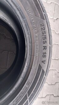 Prodám 2 x pneu Continental 225/55/18 - 5