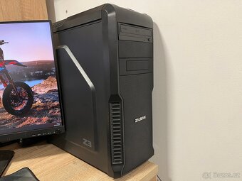 Kompletní herní PC sestava + 2 monitory + příslušenství - 5
