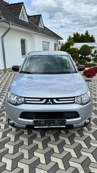 MITSUBISHI OUTLANDER 2.0i 110kw 100000 Km - 5