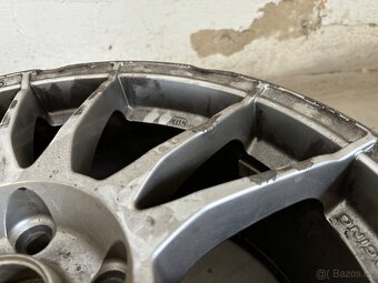 OZ Racing Ultraleggera 5x112 R17 2ks poškozené - 5