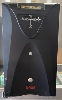 EAST UPS 2KVA - Záložní zdroje - 2 kusy - 5