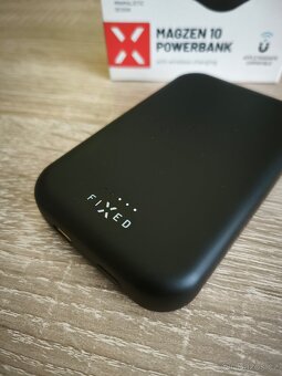 Bezdrátová powerbanka FIXED MagZen 2 10 000 mAh, záruka - 5