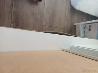 Obývací stěna bílo-černá - 5