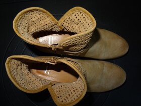 Jarní/podzimní kotníkové boty vel. 39 - 5