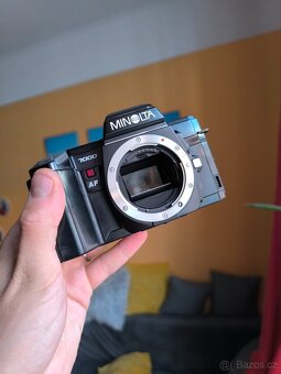 Zrcadlovka na kinofilm Minolta 700 - 5