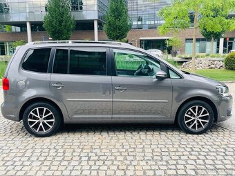Volkswagen Touran 2.0TDI MANUÁL KAMERA VÝHŘEV TAŽNÉ HIGHLINE - 5
