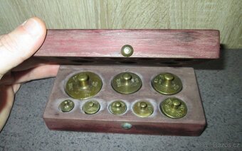 Kalibrační závaží - sada - 5