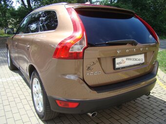 Volvo XC60 2.4 D5 4x4 AUTOMAT ČR - 5