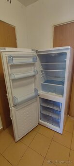 Lednice s mrazákem Beko - 5