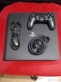 Playstation PS4 Pro 1 TB - 5