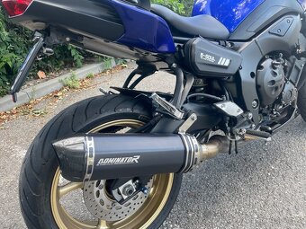 Yamaha FZ8N - 5