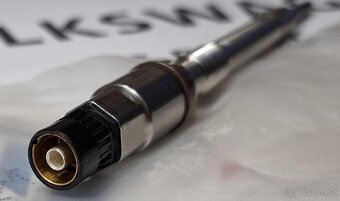 ŽHAVÍCÍ SVÍČKA SE SENSOREM TLAKU 03L 905 061 G - 5