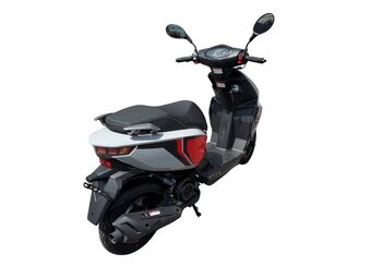 Skútr TUMOTO R 50 - 5