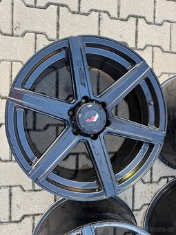 Prodám disky 6x139,7 R20 9.5 x 20 - 5