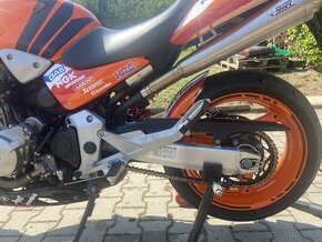 Honda CB 900 Hornet - 5