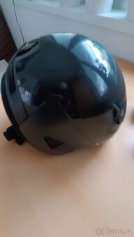 Lyžařská helma - 5